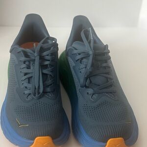 HOKA Arahi 7  Navy Sneakers with Yellow, Green and Blue Soles